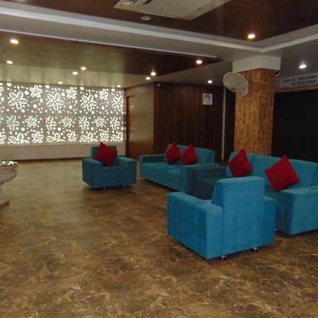 The Grand Vardhman Hotel Morbi Exterior photo
