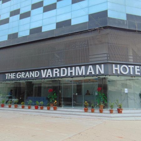 The Grand Vardhman Hotel Morbi Exterior photo