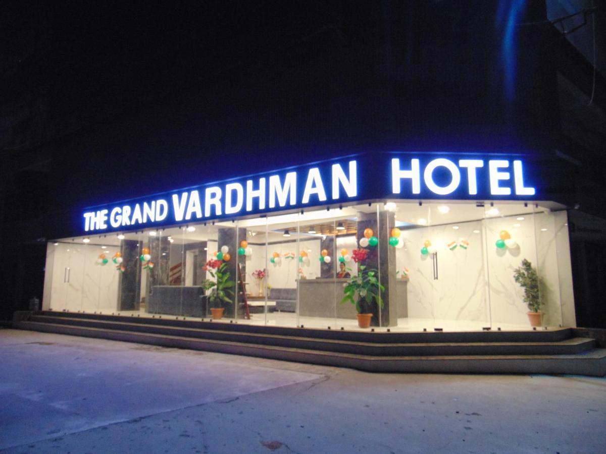 The Grand Vardhman Hotel Morbi Exterior photo